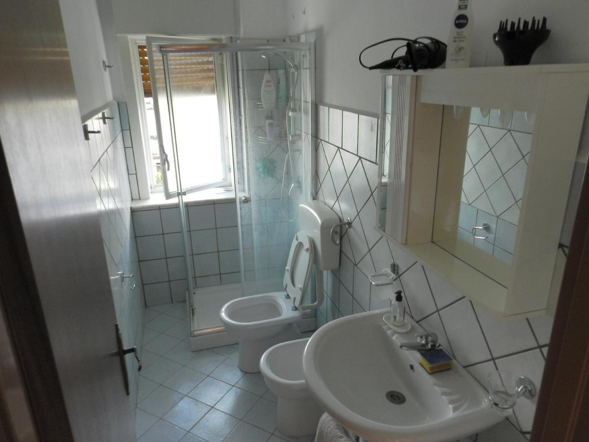 Apartment In Patti Marina: A Step Away From The Sea And From The Center! Exterior photo