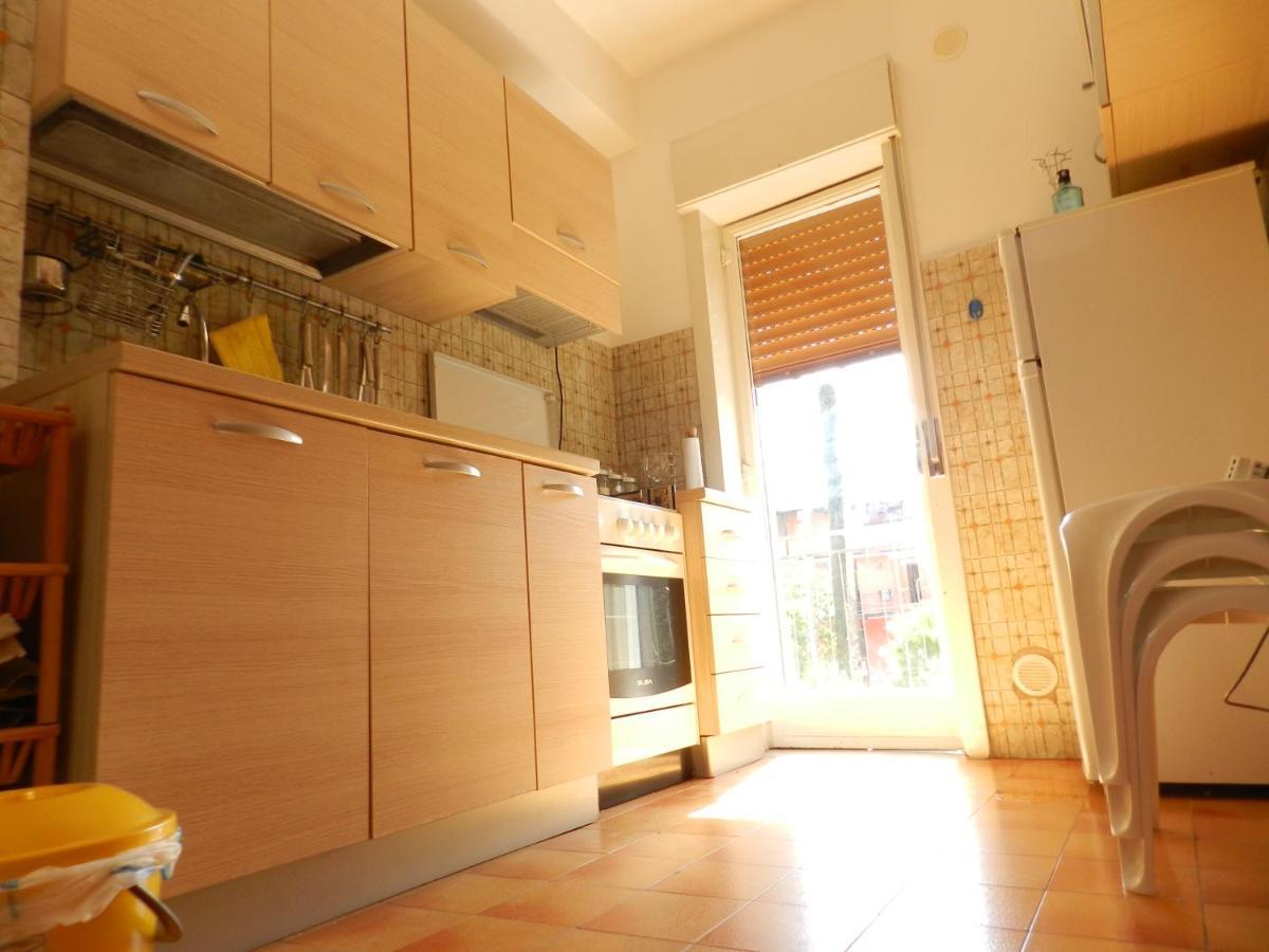 Apartment In Patti Marina: A Step Away From The Sea And From The Center! Exterior photo