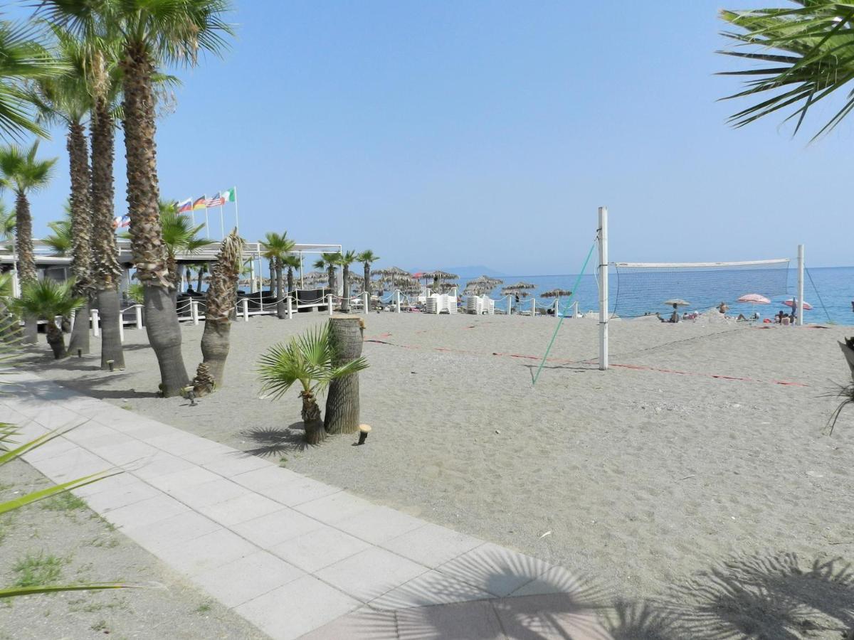 Apartment In Patti Marina: A Step Away From The Sea And From The Center! Exterior photo
