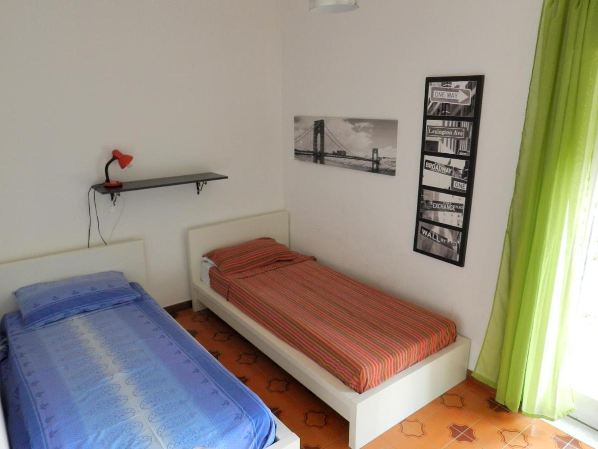 Apartment In Patti Marina: A Step Away From The Sea And From The Center! Exterior photo